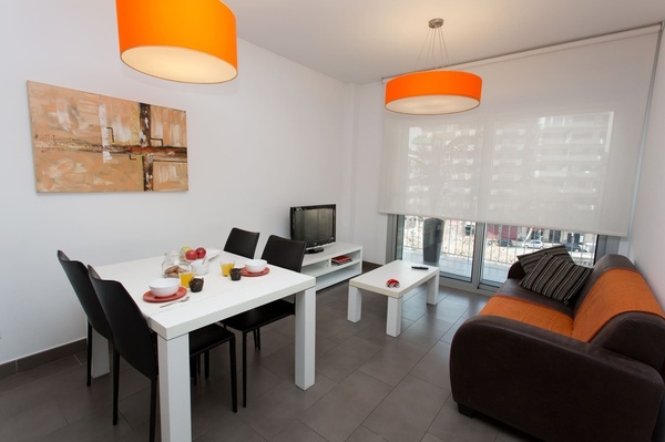 2 Bedroom Apartment with Balcony City View