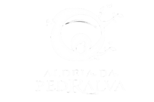 um logotipo branco em um fundo preto para pedralva