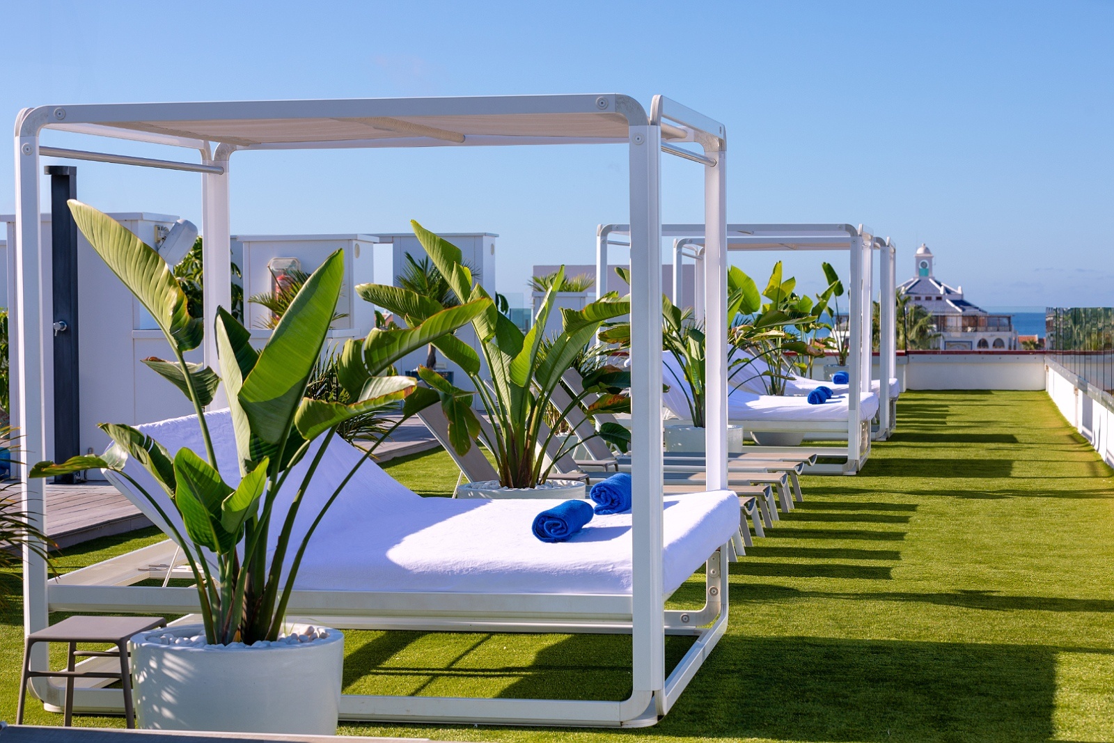 Alexandre La Siesta: Camas balinesas y sol en Tenerife.