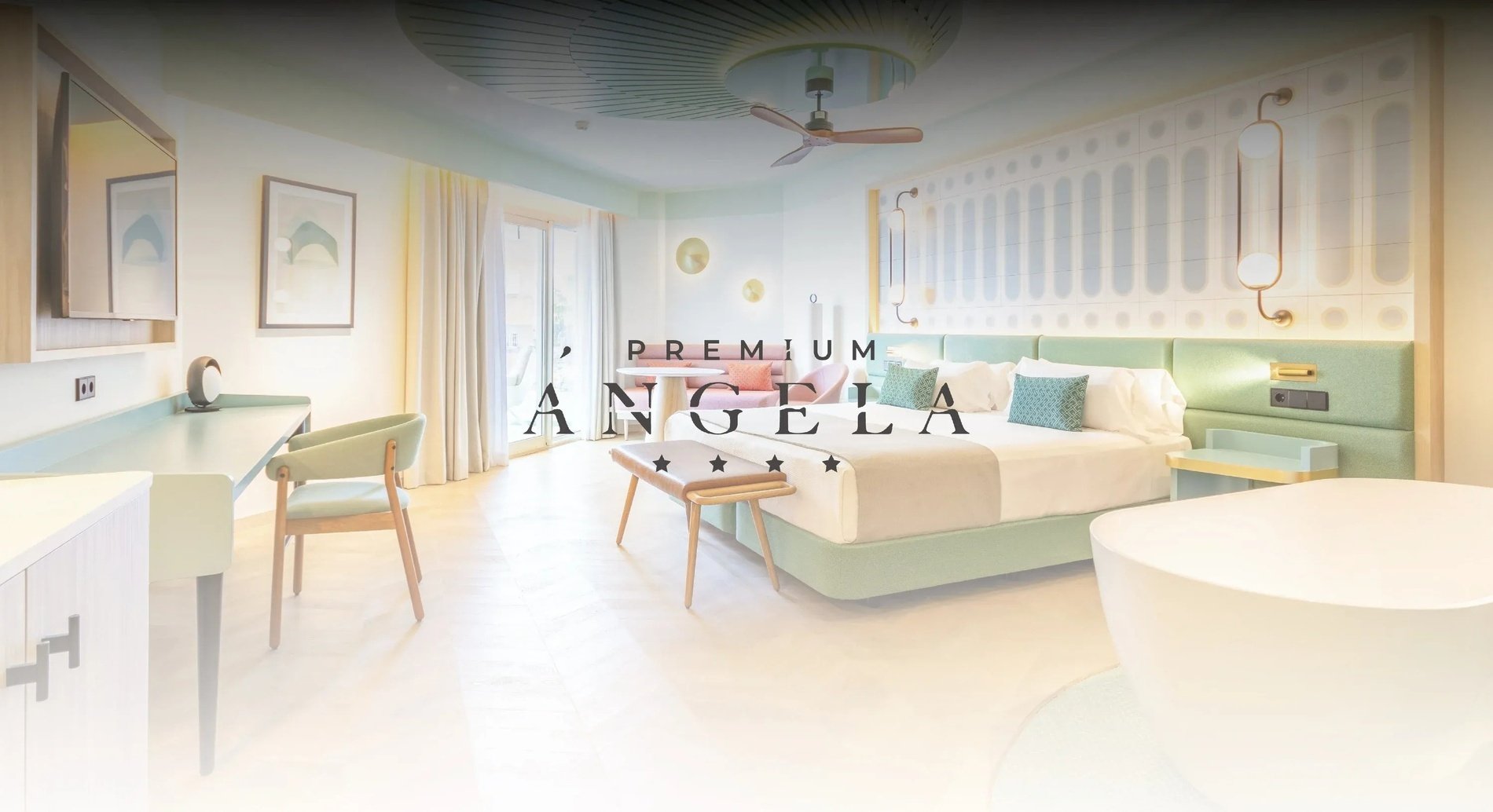 une chambre d' hôtel avec le logo premium angela