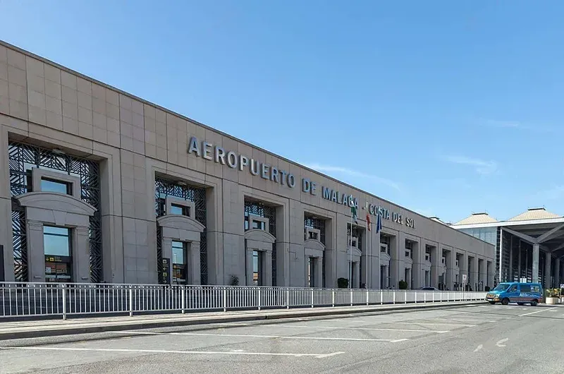 Aeropuerto de Málaga Costa del Sol, un viaje genial con Angela.