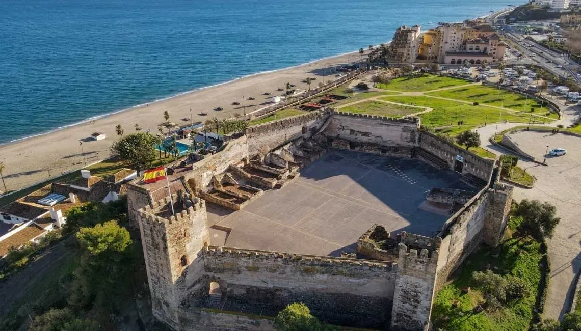 Castillo Sohail en Fuengirola: el susurro de la historia frente al mar