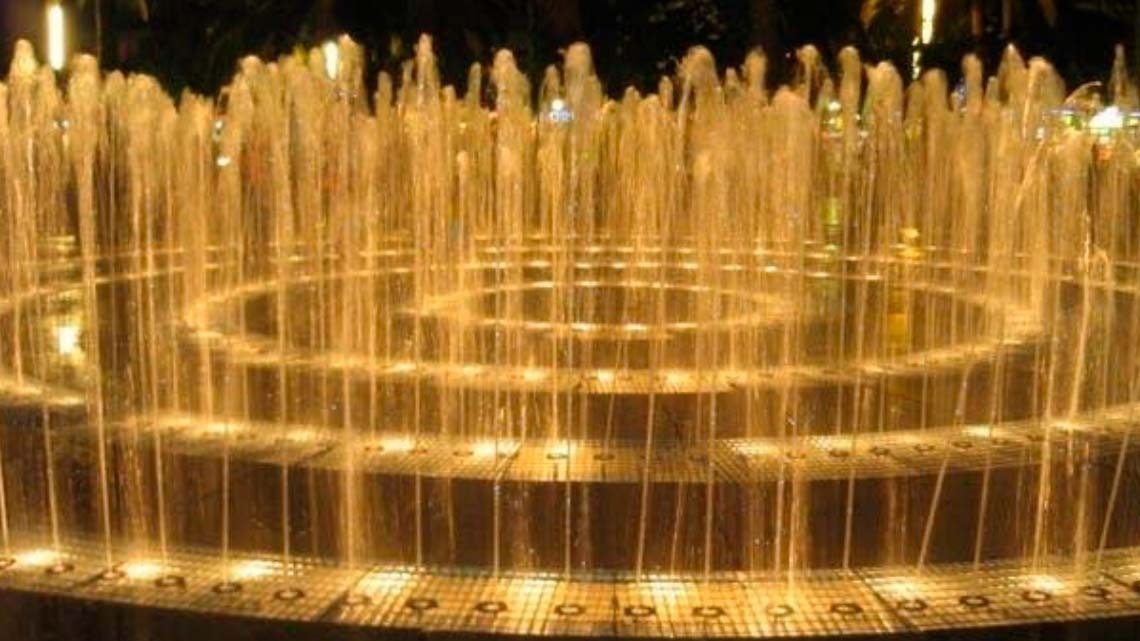 Fuente luminosa en Salou