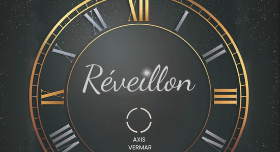 un cartel de reveillon con copas de champán y fuegos artificiales