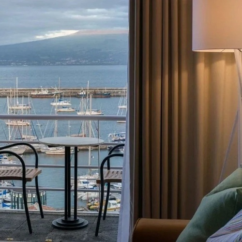 EDIFICIO PRINCIPAL - EJECUTIVO SUPERIOR VISTA AL MAR