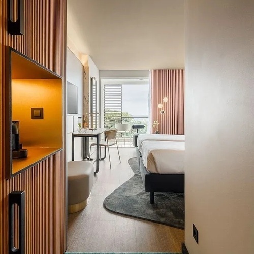 Quarto Executive Level Twin