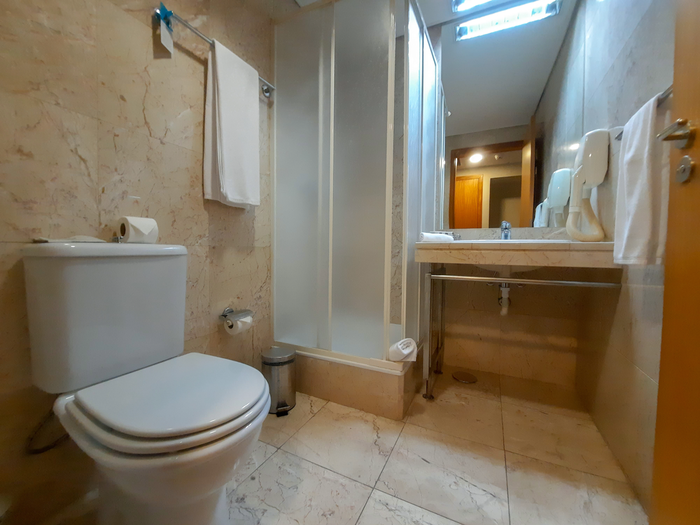 Azoris Hotels & Leisure