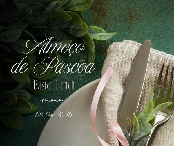 A imagem é um convite para "Almoço de Páscoa" em 05.04.2026, com um arranjo de mesa festivo e folhagens verdes.