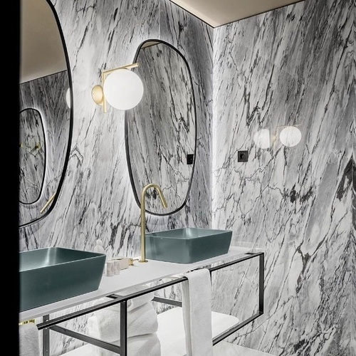 Casa de banho principal das suites