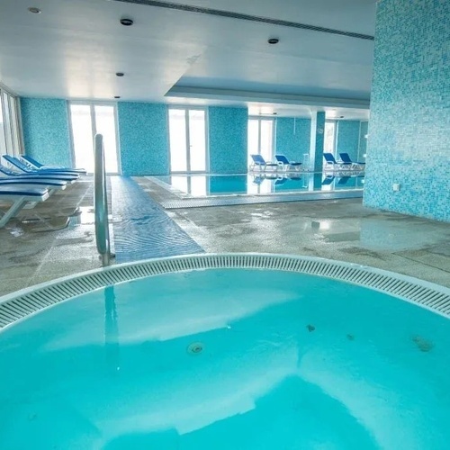 WELLNESS CENTER - JACUZZI