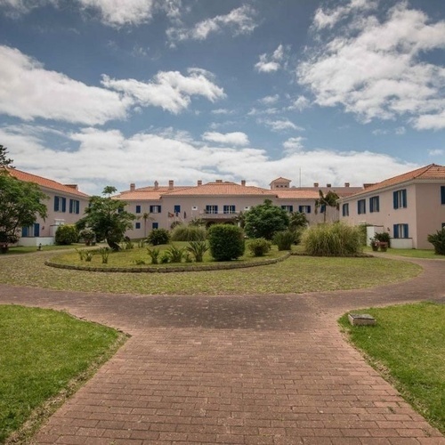 VILLAS Y EDIFICIO PRINCIPAL