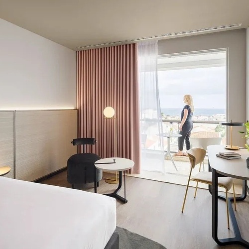 Quarto Executive Level Duplo