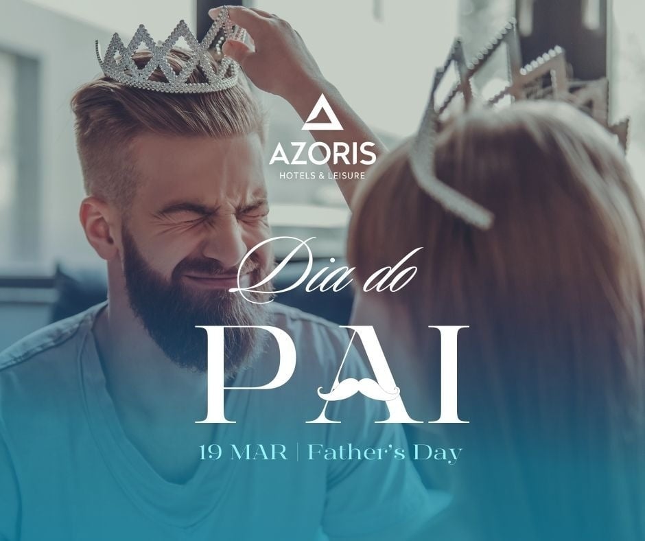 Um homem barbudo com uma expressão divertida tem uma coroa colocada na cabeça, em uma campanha da Azoris Hotels & Leisure para o Dia do Pai.