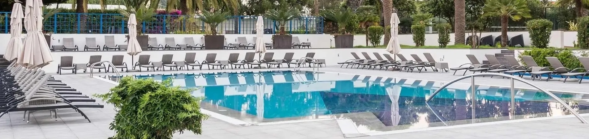 piscinas do hotel