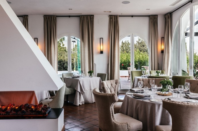 B bou Hotels