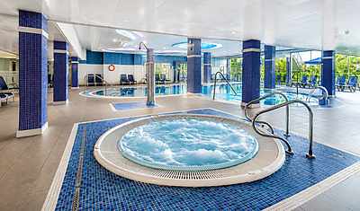 Piscina interior y Spa