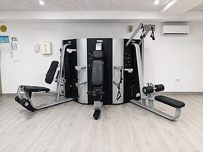 Instalaciones y Servicios