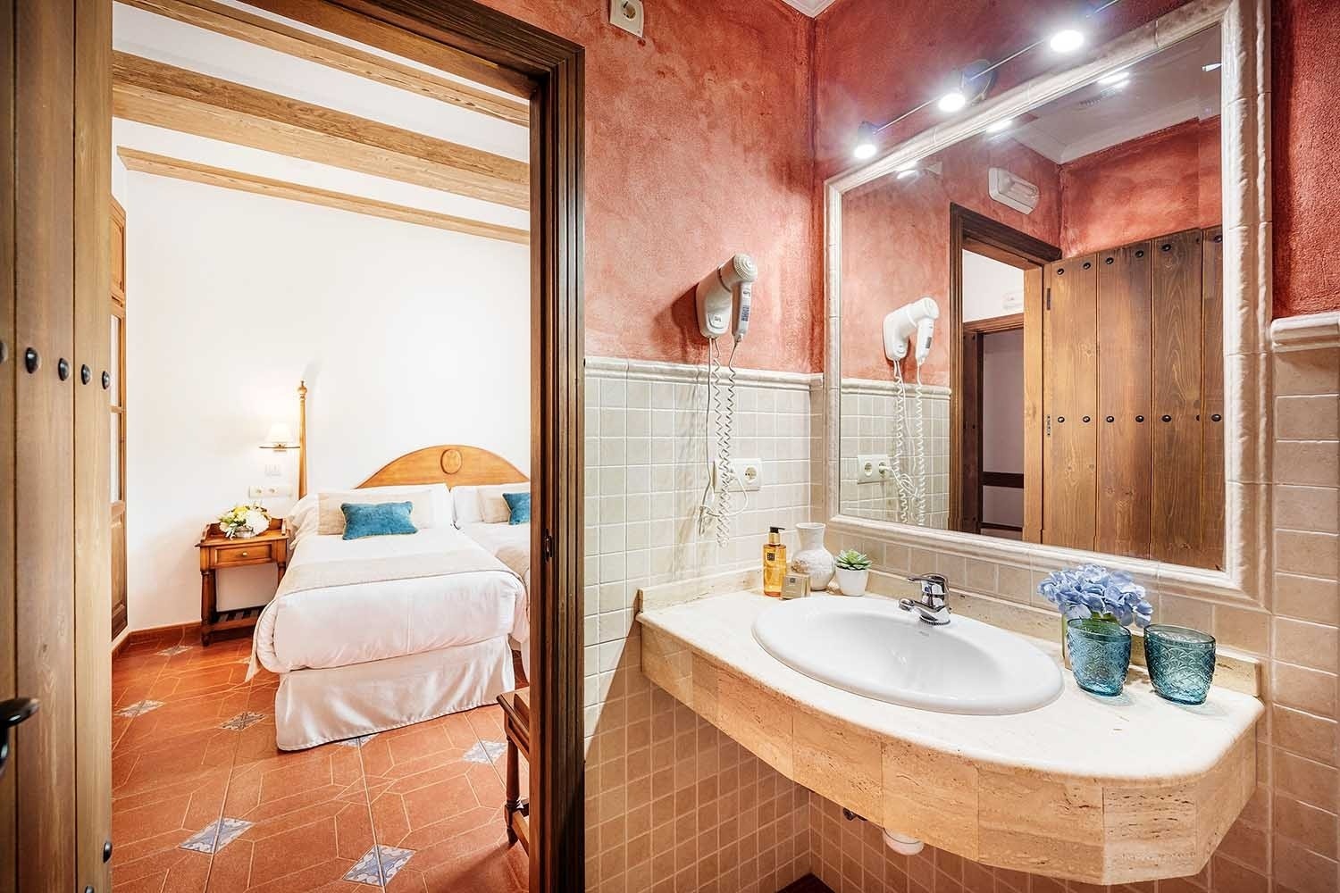 Habitación doble con baño en Cazorla Hotel | Beneste Hoteles | Web oficial