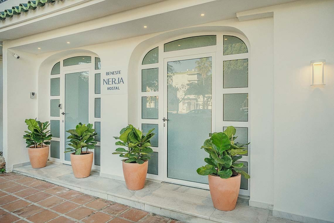 Fachada de Nerja Hostal | Beneste Hoteles | Bienvenido a Nerja Hostal.