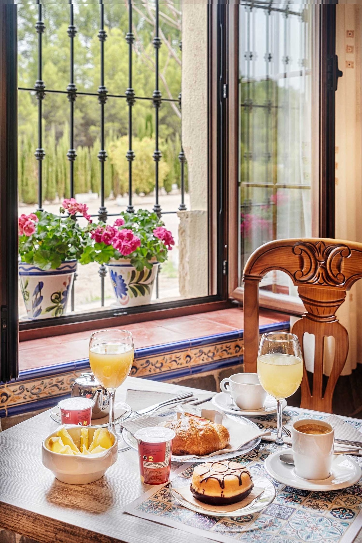 Desayuno servido en Cazorla Hotel | Beneste Hoteles | Web oficial.