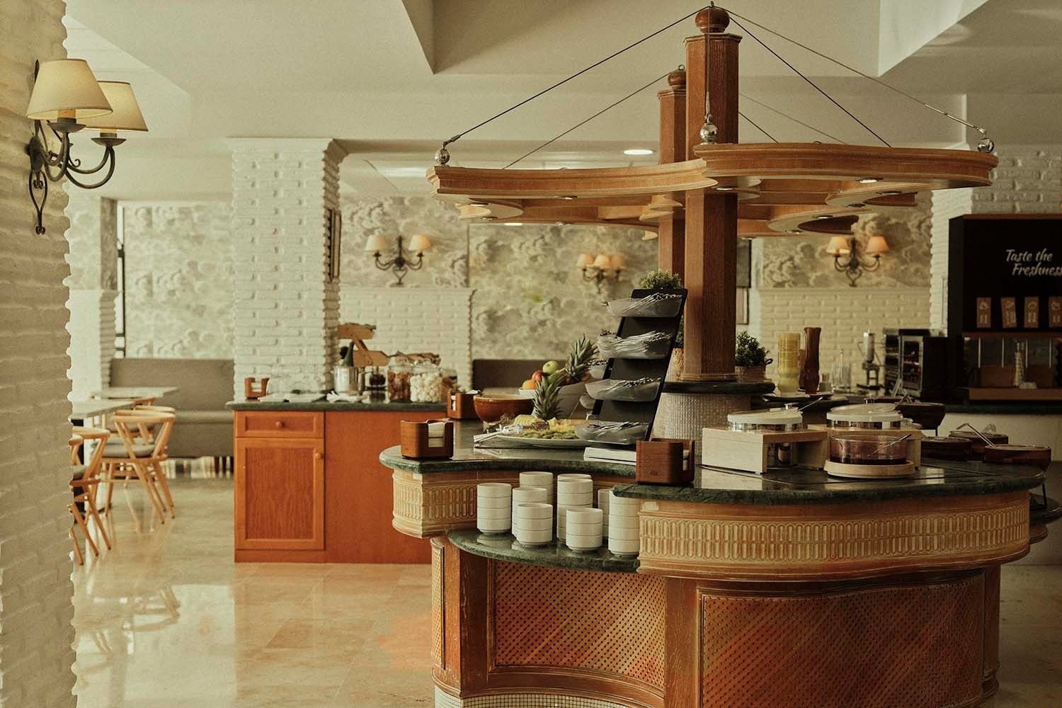 Buffet de desayuno en Villa Flamenca | Beneste Hoteles, tu web oficial.