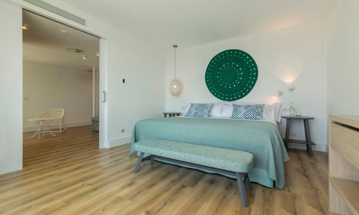 Suite Mediterranea Premium Familiar | Vista Calle