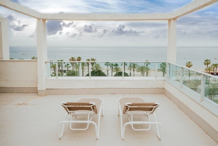 Premium Suite Mediterranea | Top-Floor Club Sea Front