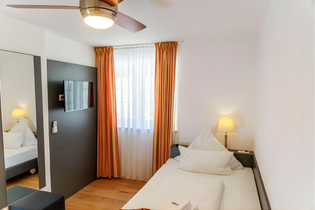 Hotel pictures