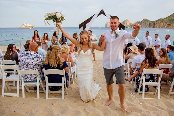 Celebra tu boda y hospédate en los Cabos