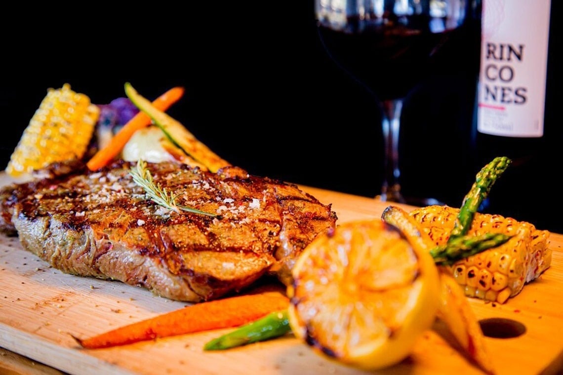 Gastronomía en Casa Dorada los Cabos