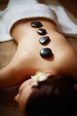 Massage Pierres Chaudes