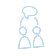 eine Gruppe von Menschen mit einer Sprechblase zwischen ihnen