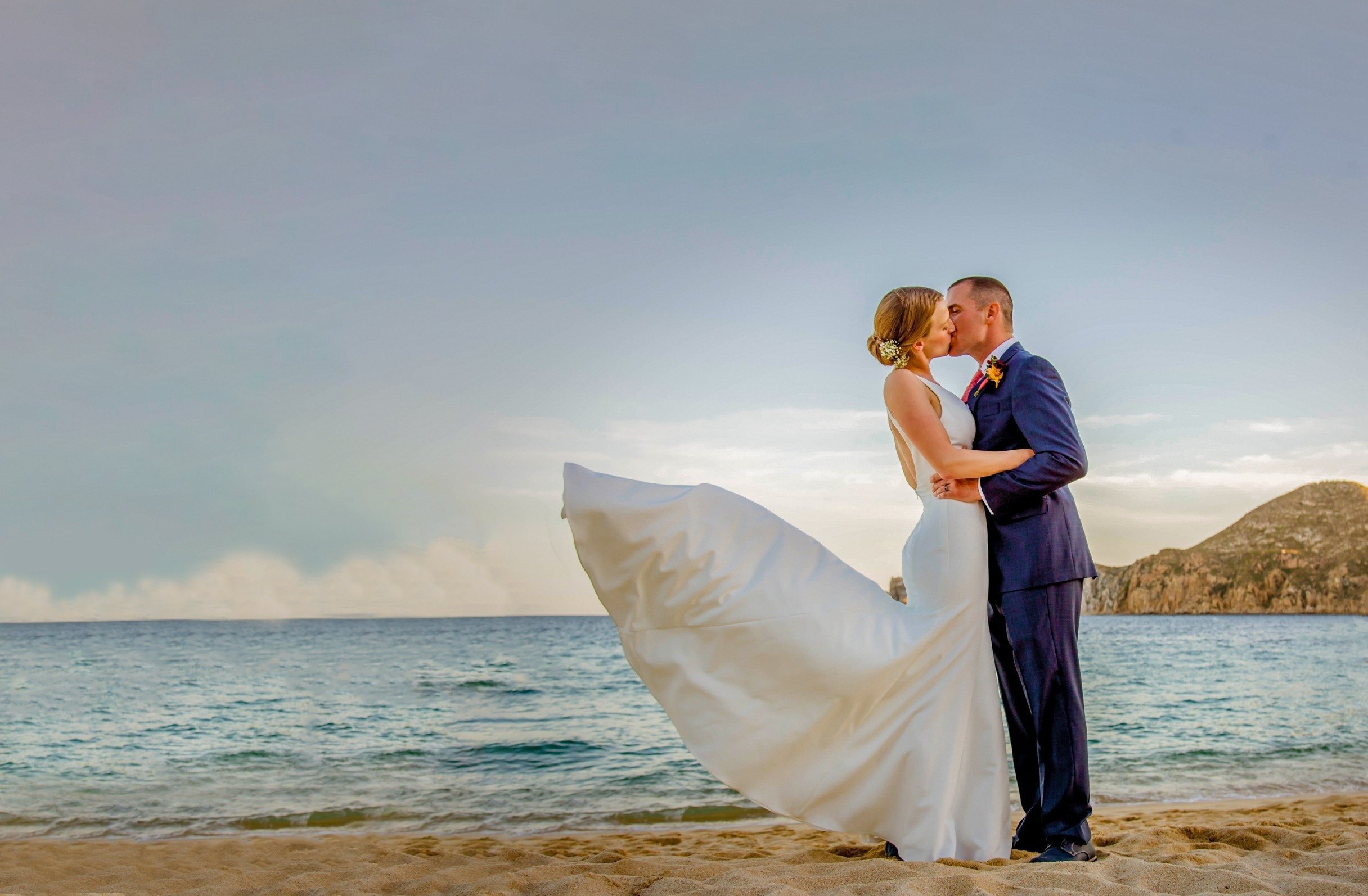 The Ultimate Guide to Planning Your Dream Destination Wedding in Los Cabos