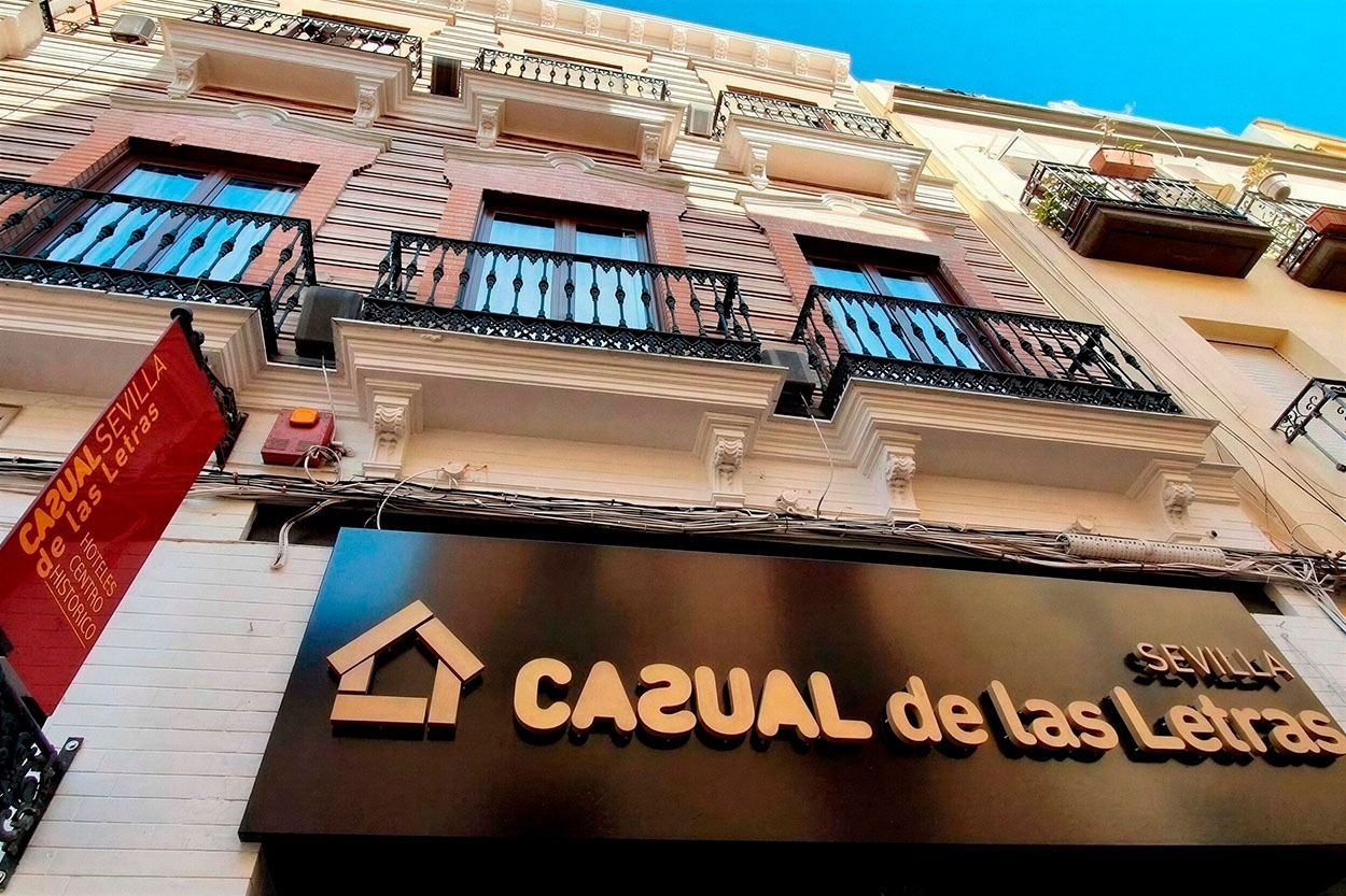 Casual de las Letras Sevilla: Stilvolles Hotel mit literarischem Thema im Herzen von Sevilla.