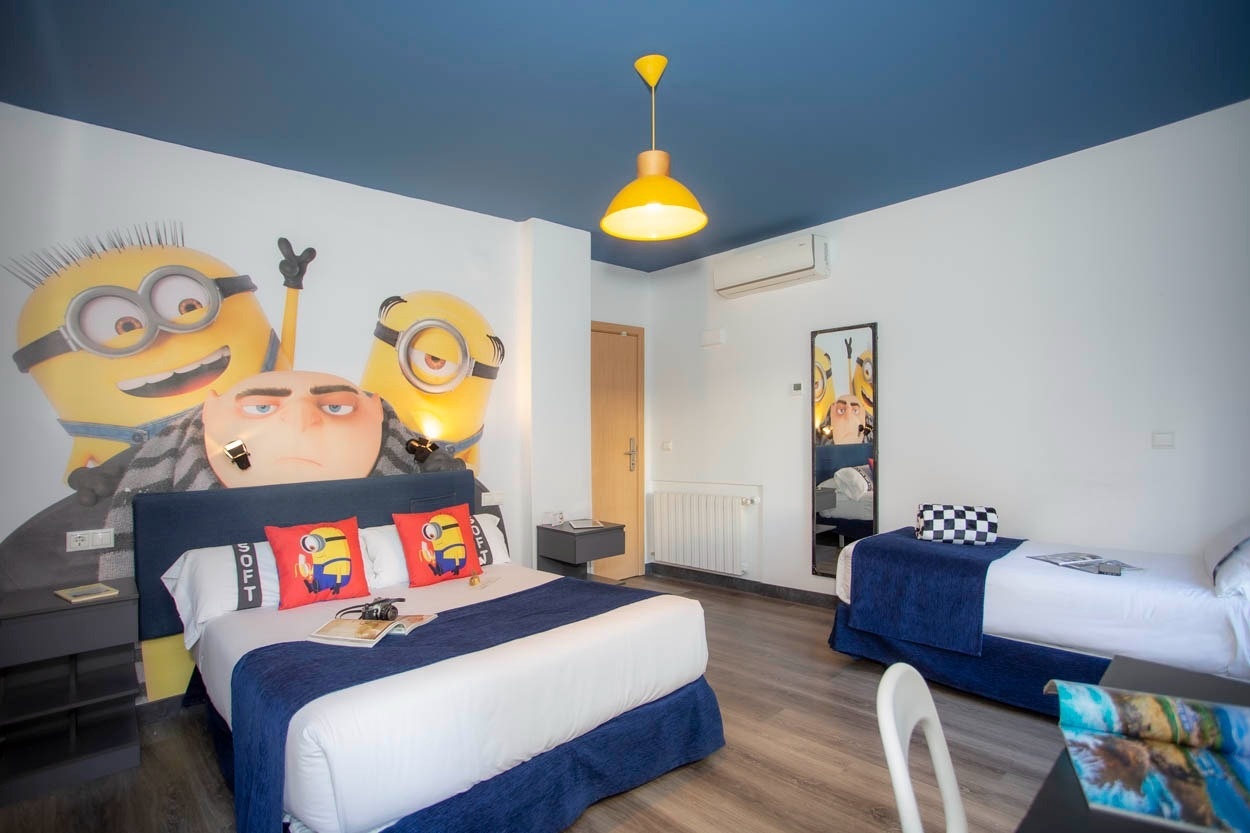 Minions-Themenzimmer im Casual del Cine Valencia: Ein verspieltes Hotel mit Charakter.