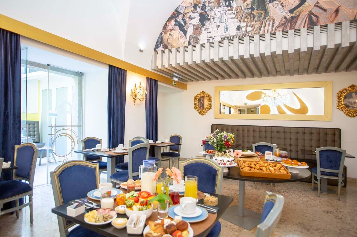 Einladendes Frühstücksbuffet im Casual Belle Époque - Boutique-Hotel im Zentrum von Lissabon | Casual Hoteles
