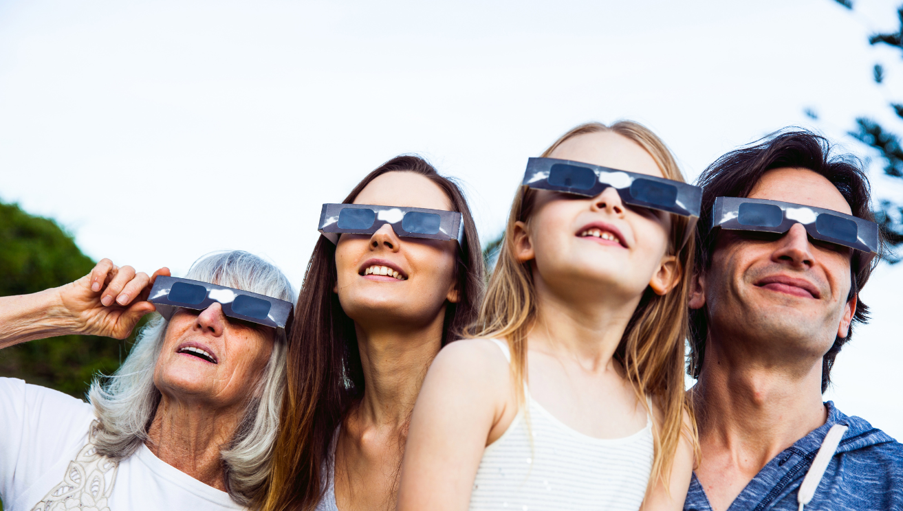 Vive el eclipse solar de 2026 desde Valencia con Casual Hoteles