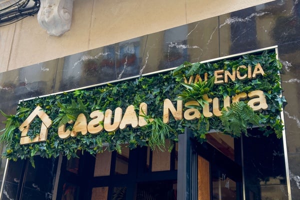 la puerta de la casa de la naturaleza en valencia