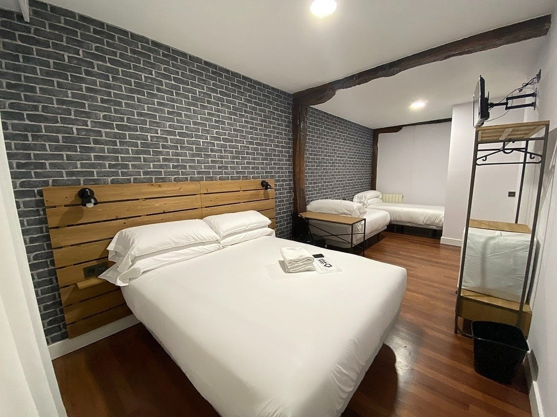 Doppelzimmer im Casual Mardones Bilbao – Komfort und Stil im Zentrum. Offizielle Website von Casual Hoteles.