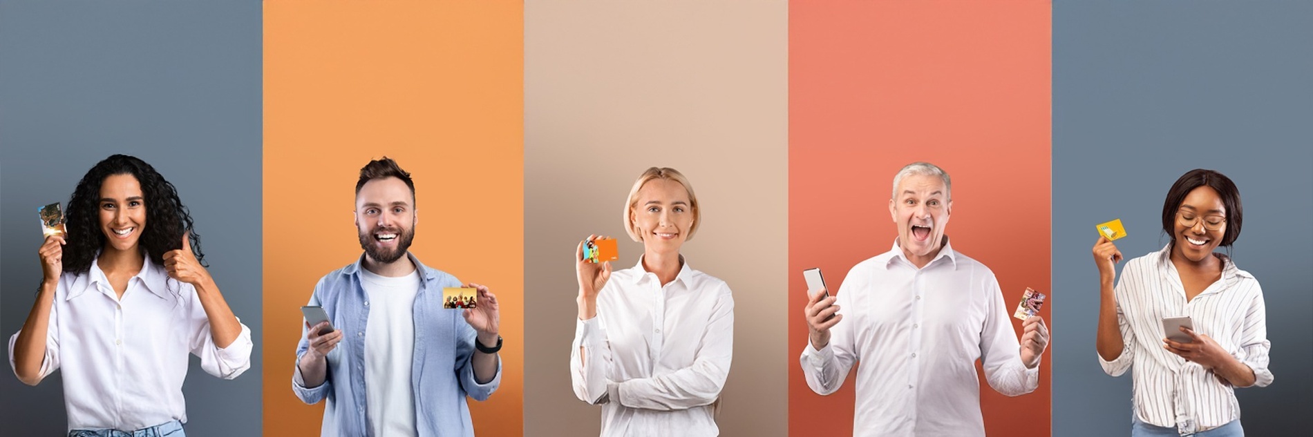 a man in a green shirt is holding a pink folder that says radical papeles