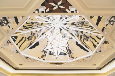 EL HOTEL