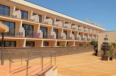 THE HOTEL - Exterior view