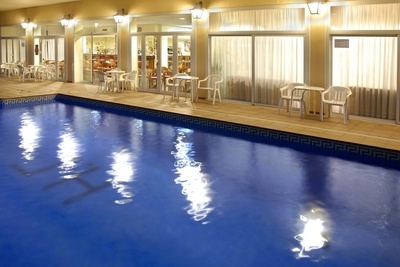 EL HOTEL - PISCINA