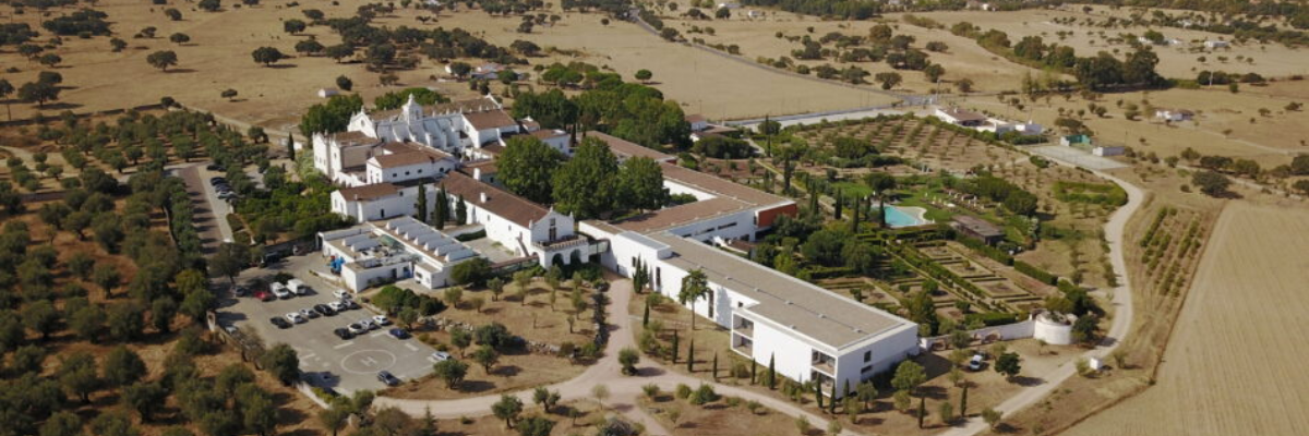 Live Good Times at the Convento do Espinheiro