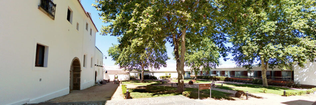 Convento do Espinheiro: The Perfect Winter Retreat In Alentejo