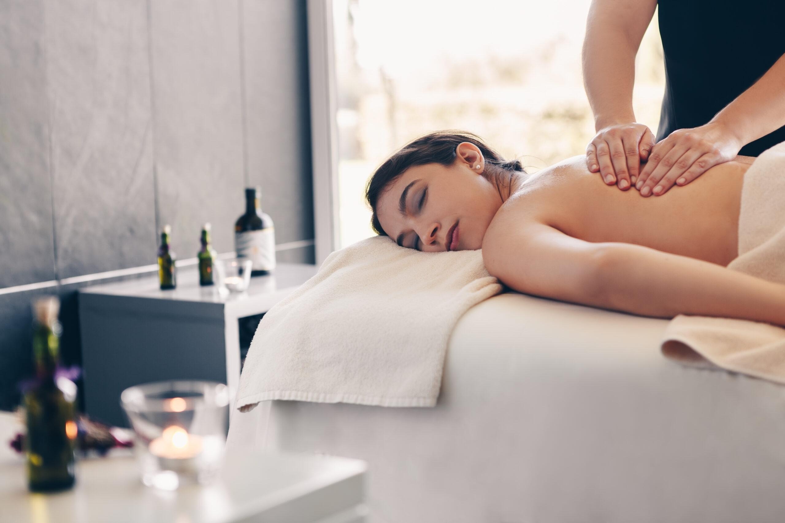 a bottle of conve espin wine is poured into a glass