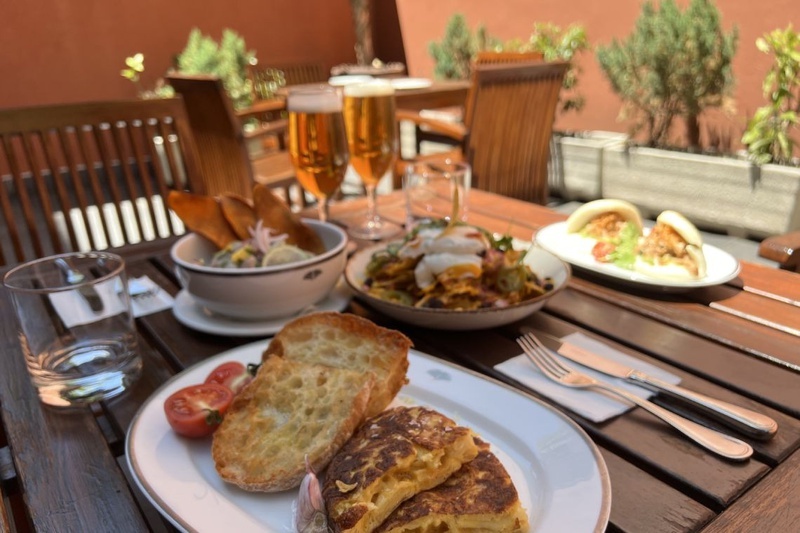 Tapas and Mexican cuisine in Canillo