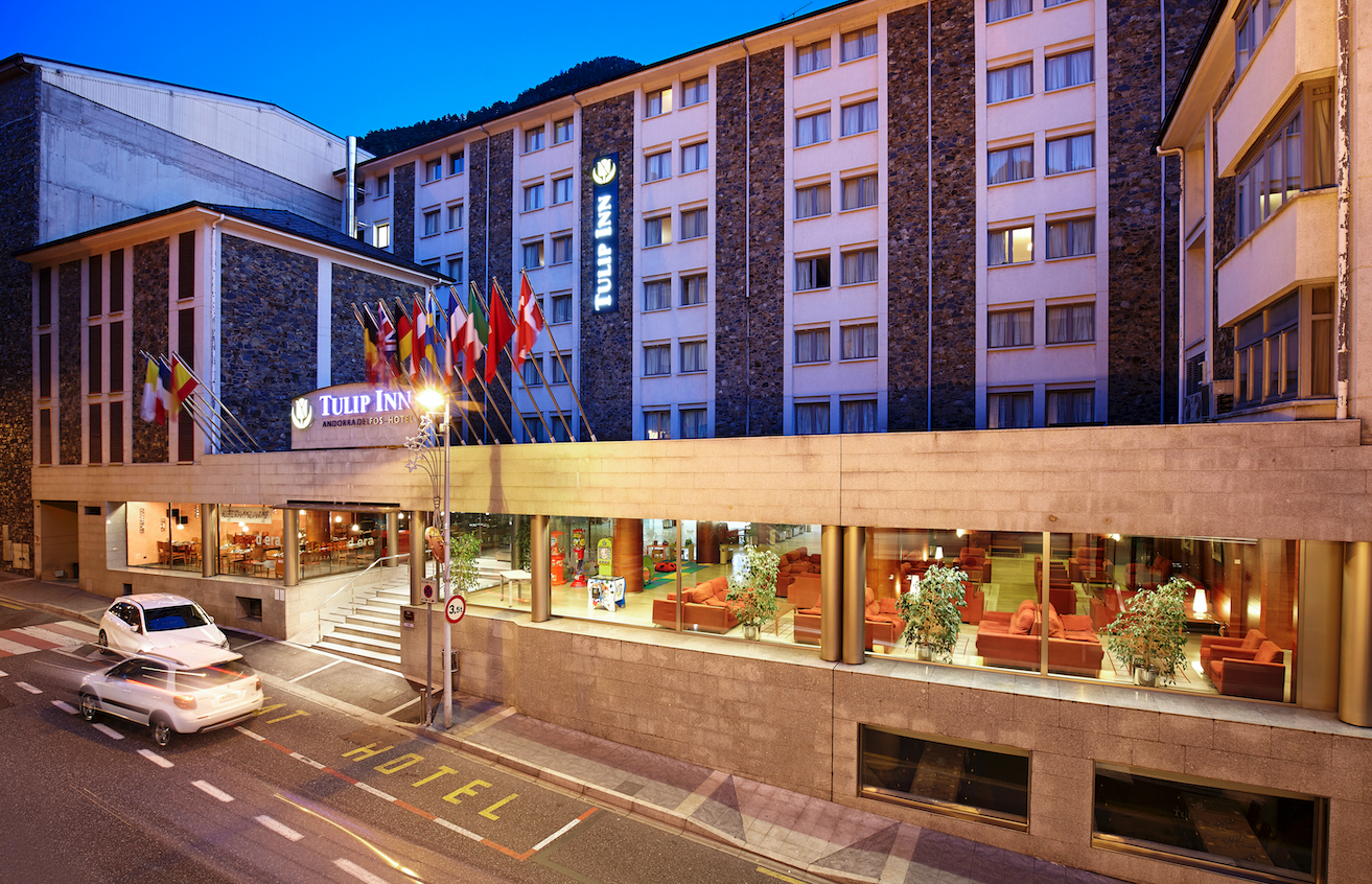 Hotel Tulip Inn Andorra Delfos 4*