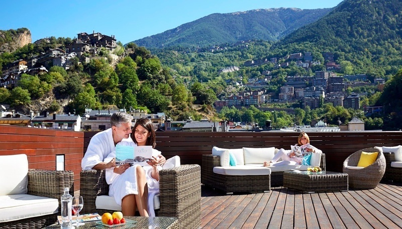 Hotel con terraza panorámica en Andorra