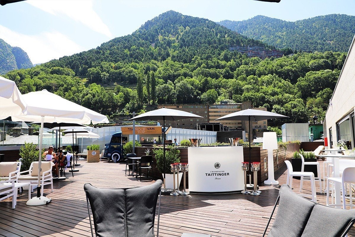 La mejor oferta gastronómica en Andorra: terraza panorámica y tapas de autor